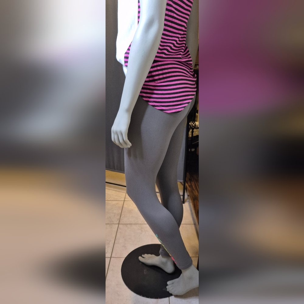 Hurley Charcoal Leggings with Hurley Color Label - Picture 12 of 16